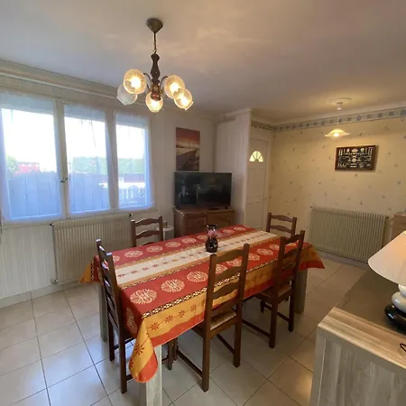 Holiday home Maison Souvenir D'Enfance - Proche Plage - Garage