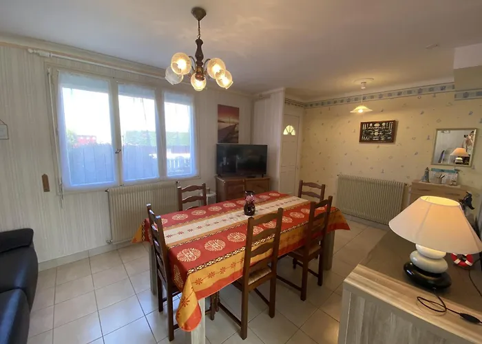 Holiday home Maison Souvenir D'Enfance - Proche Plage - Garage